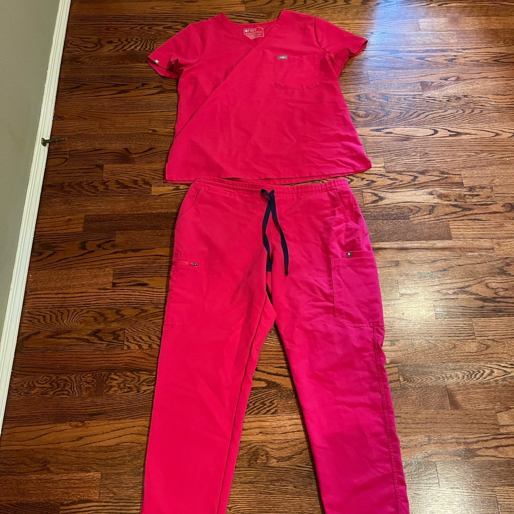 Figs scrubs